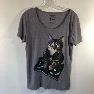 HPZ Tee Shirt Cat With Boom Box Short Sleeve M
